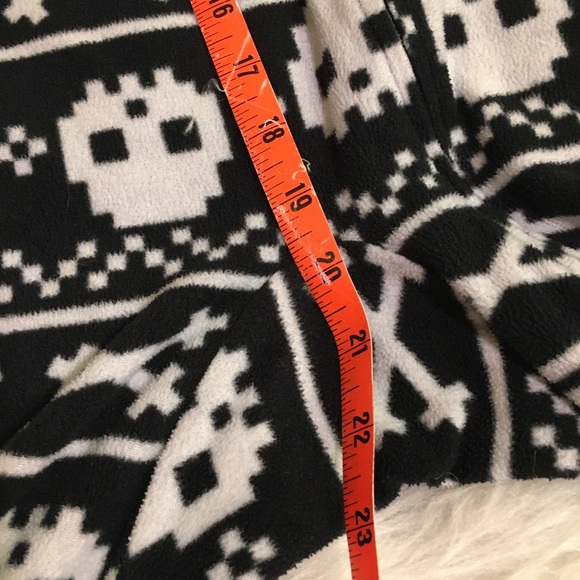 [Komar Kids] Skull and Crossbones Footed PJ - Picture 7 of 8